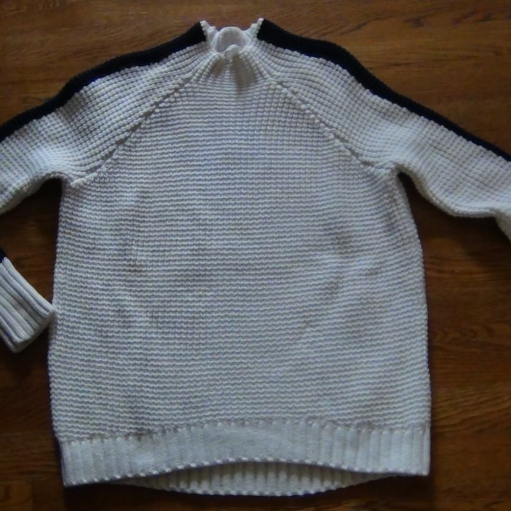 Women's Victoria Secret Sweater